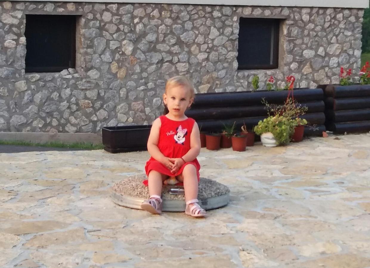 Etno Selo Lelic Valjevo Exterior foto