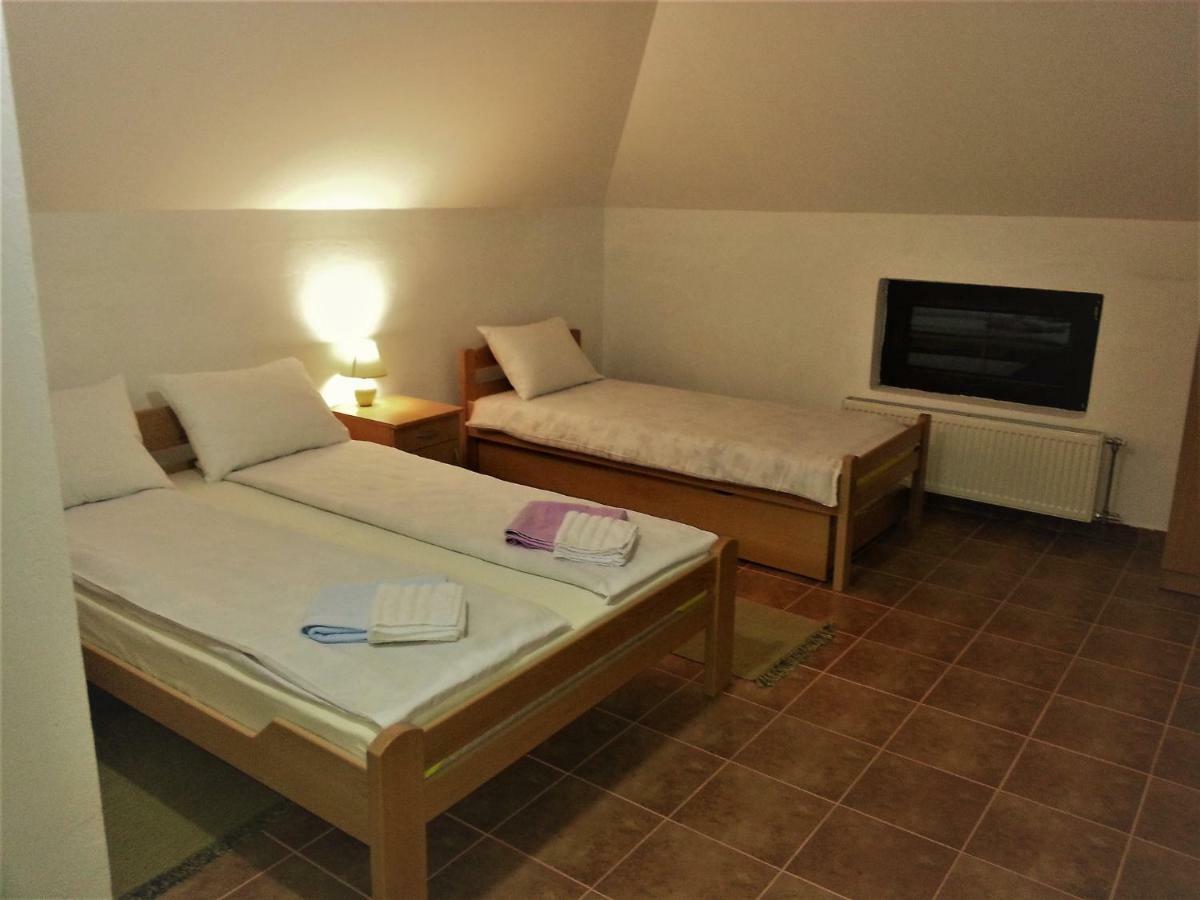 Etno Selo Lelic Valjevo Exterior foto